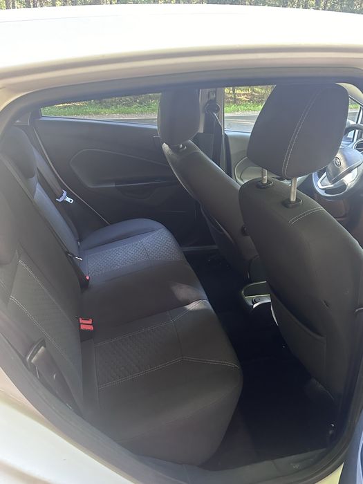 Ford fiesta 1.6 Diesel 2011 rok