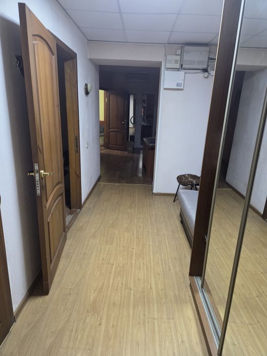 Продам помещение в Центре  метро пл. Конституции