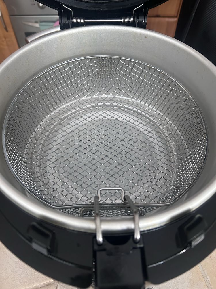 Tradycyjna frytkownica TEFAL 2L