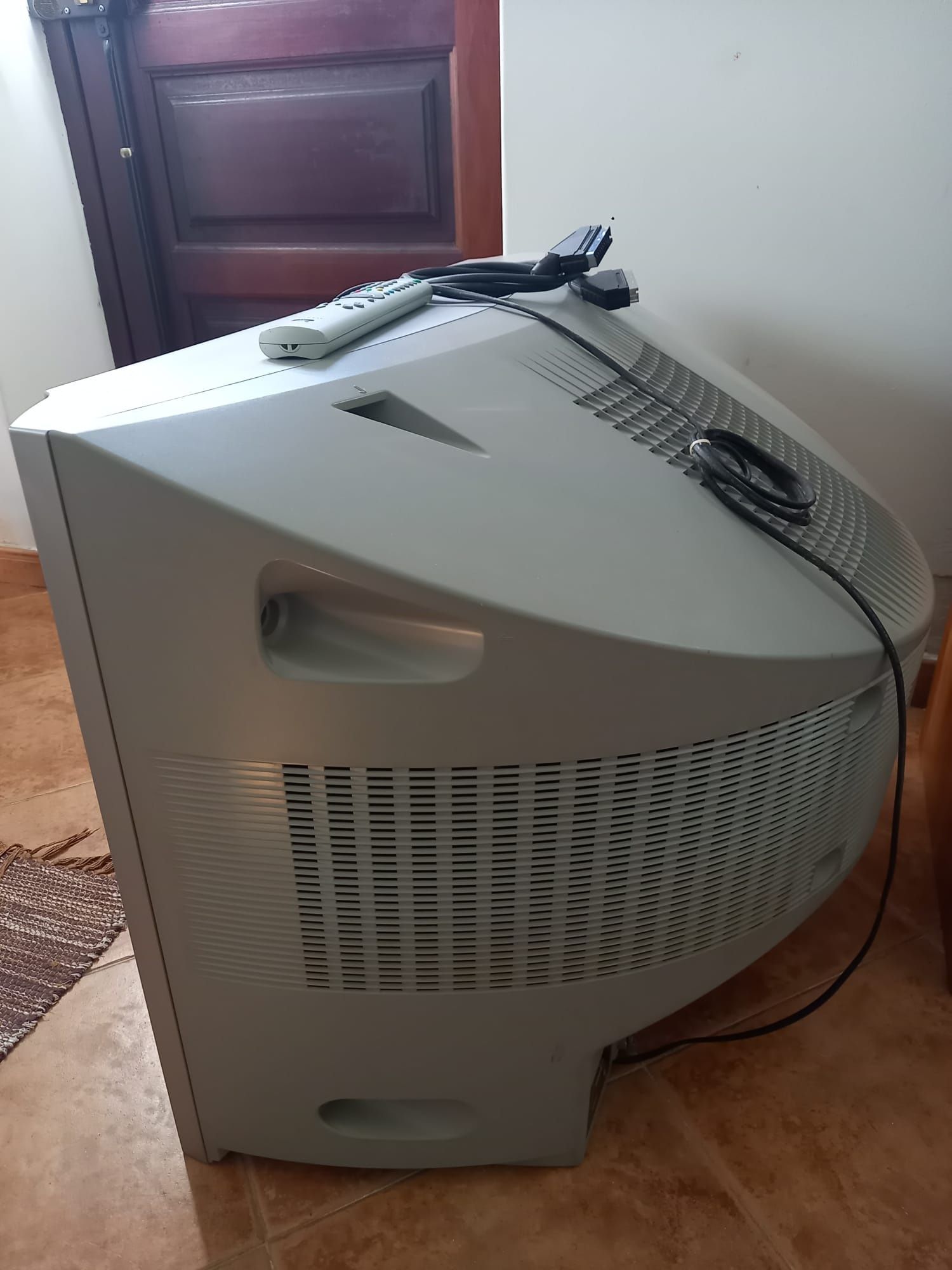TV Sony Trinitron Color KV-29CL11E