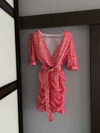 Рожева сукня friends of fashion з драпіруванням