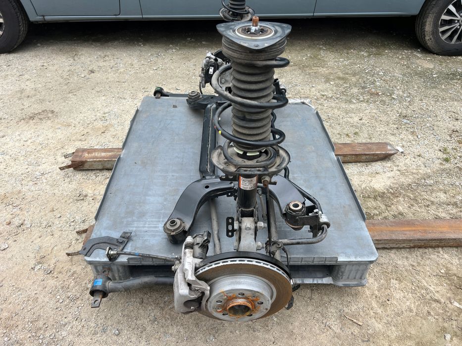 renault megane v e tech zawieszenie tylne zwrotnica belka wózek tylna