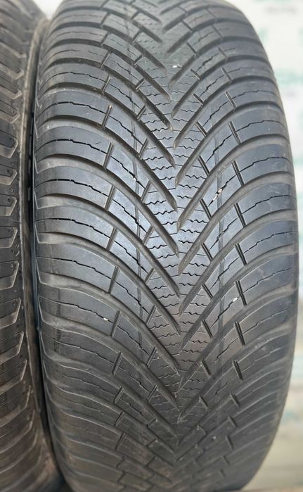 Скад шин б/в. 195/55 R15 Vredestein Quatrac