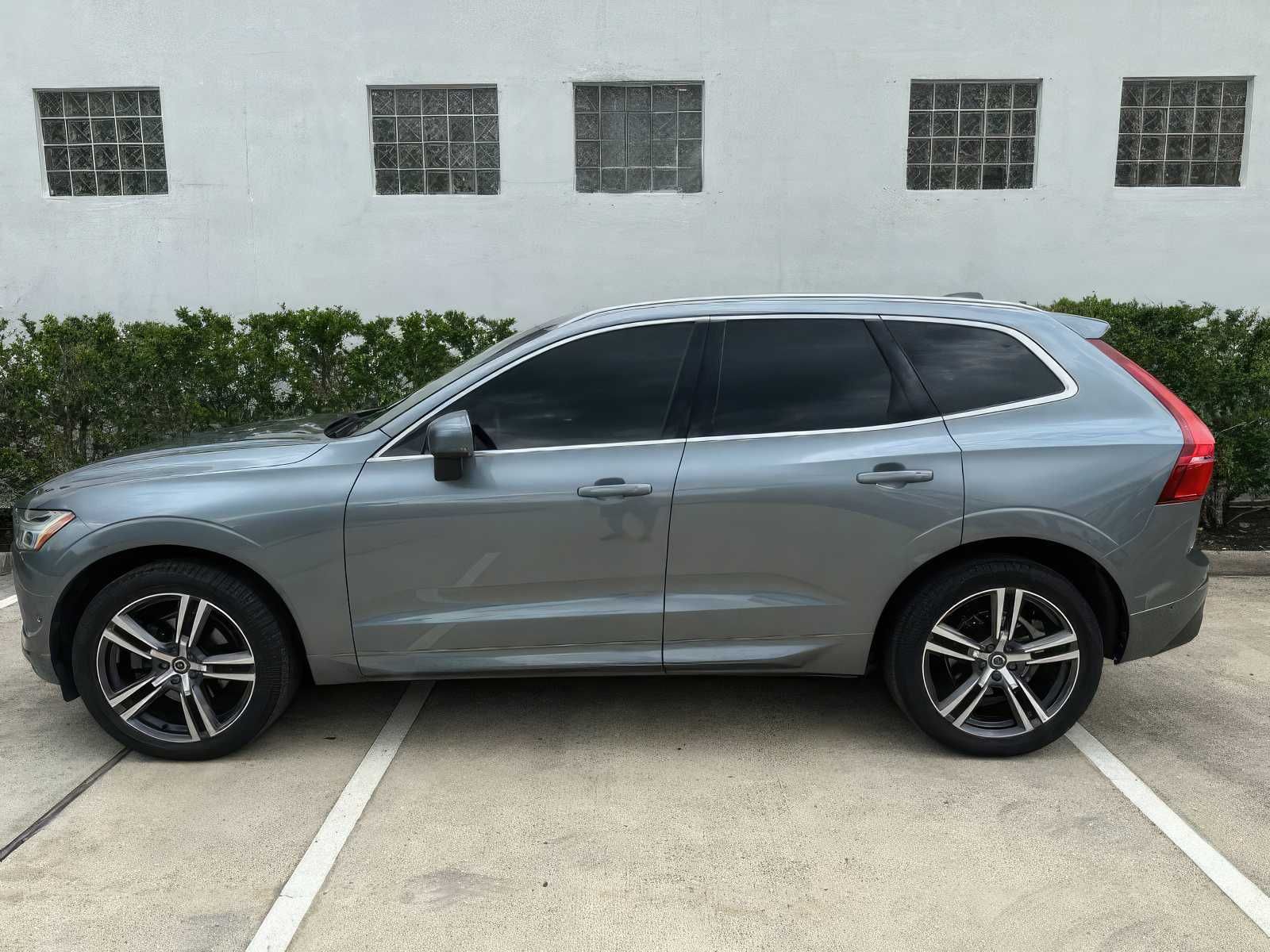 2019 Volvo XC60 T5 Momentum