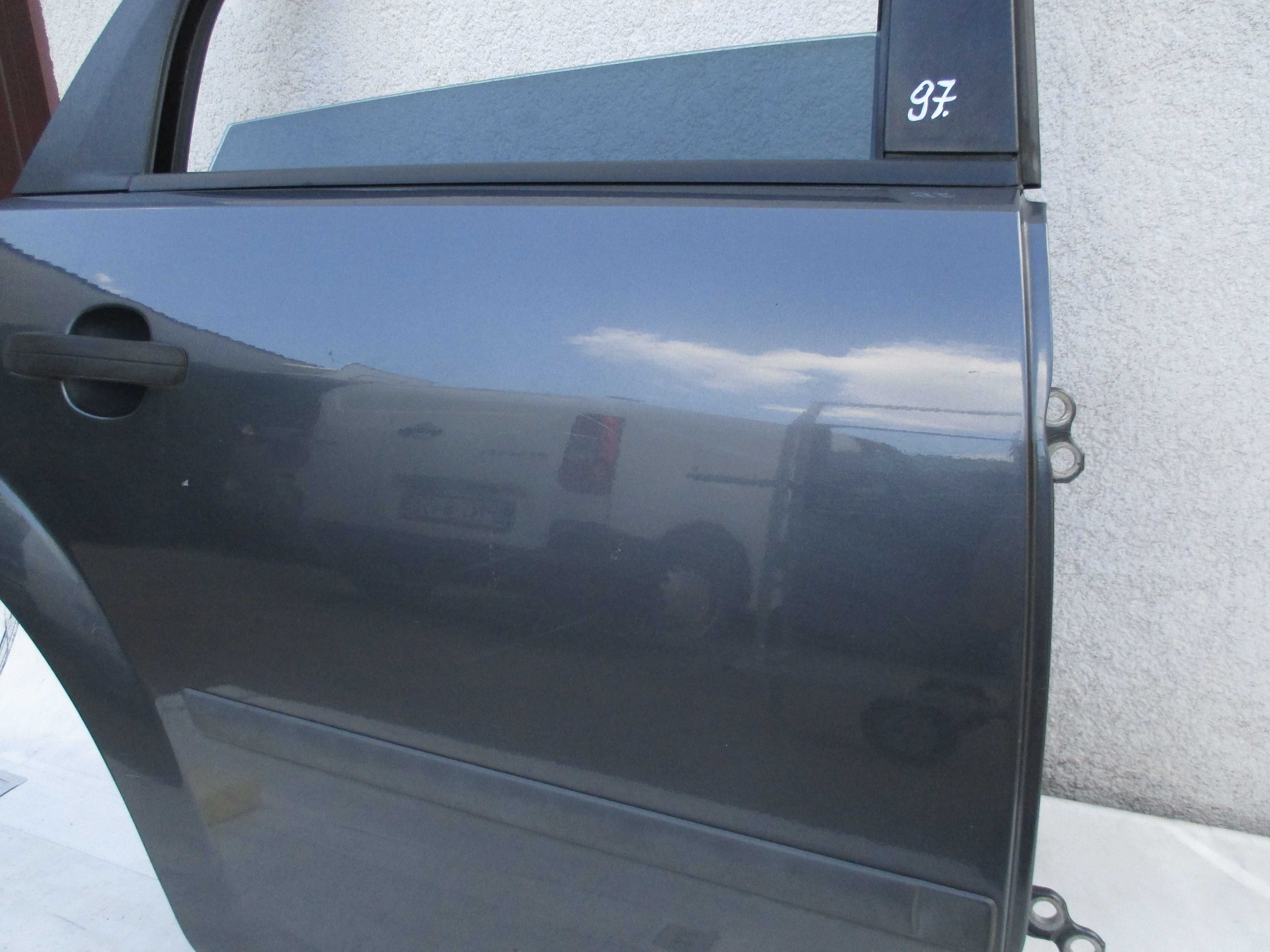 Drzwi tył prawy focus mk2 kombi K1