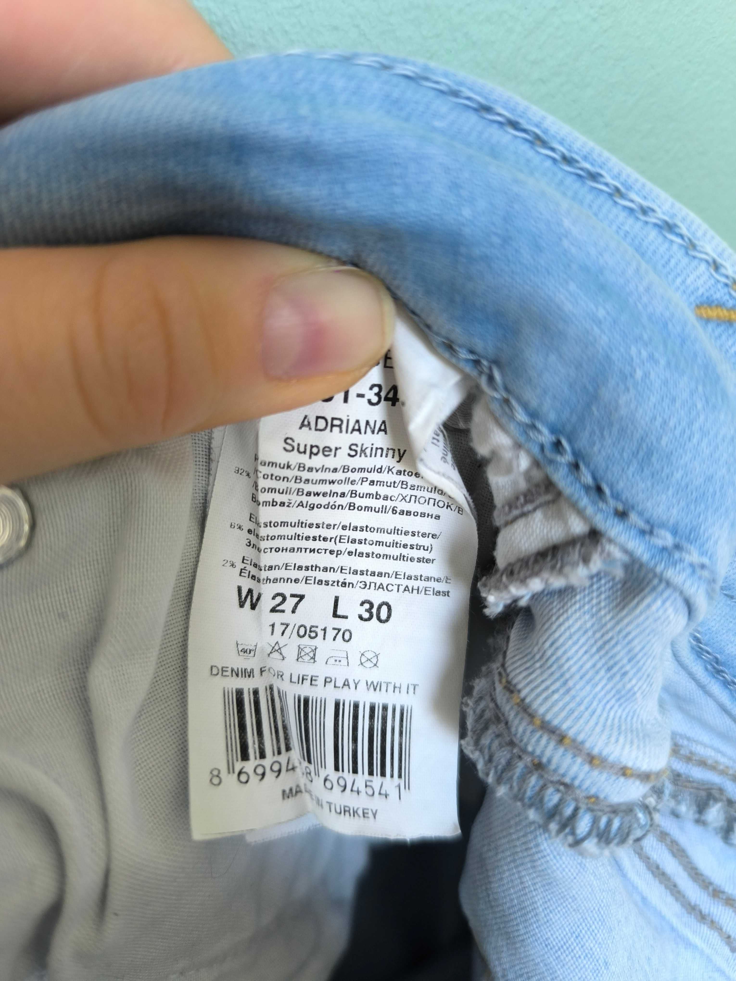 Jeansy Cross Jeans