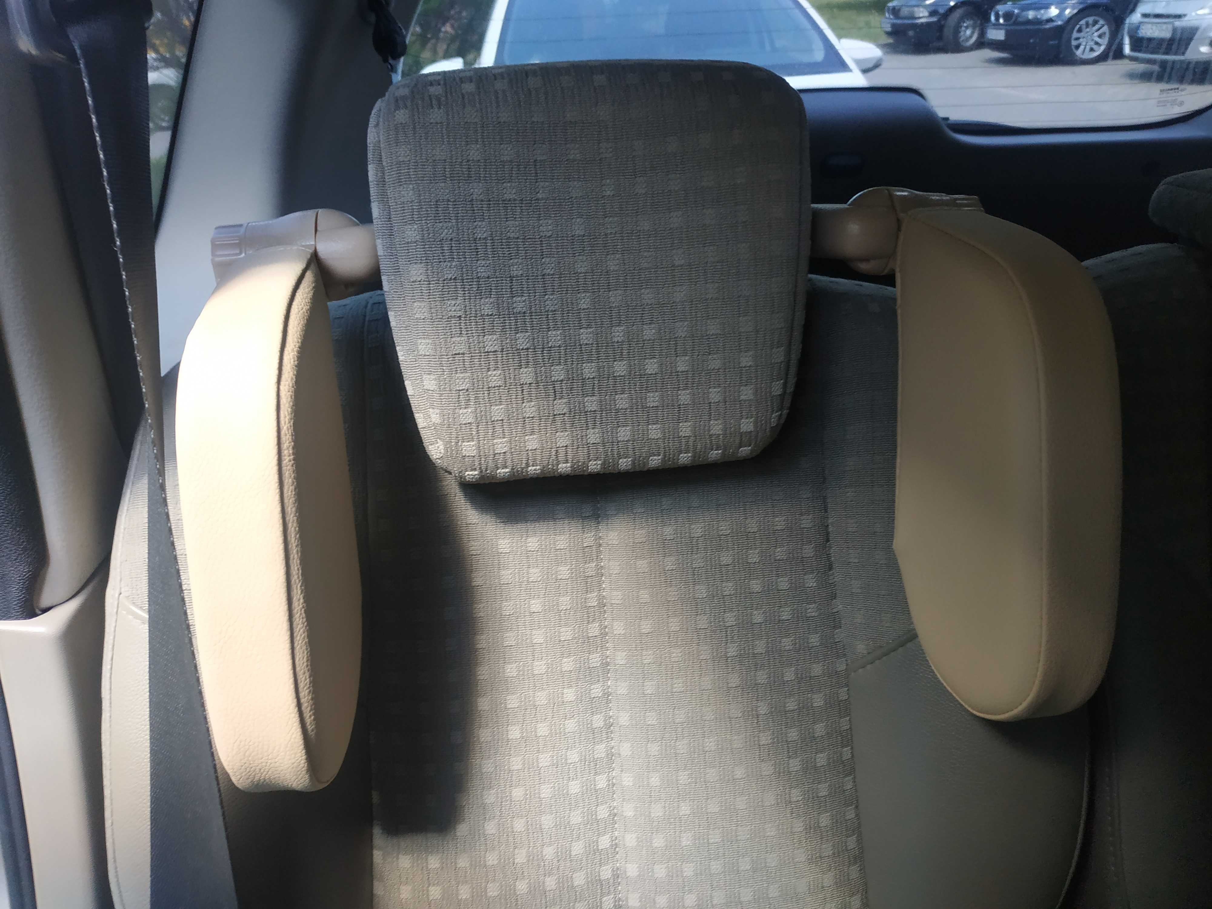 Zagłówek/Poduszka fotela samochodowego -kolor Beżowy regulowany