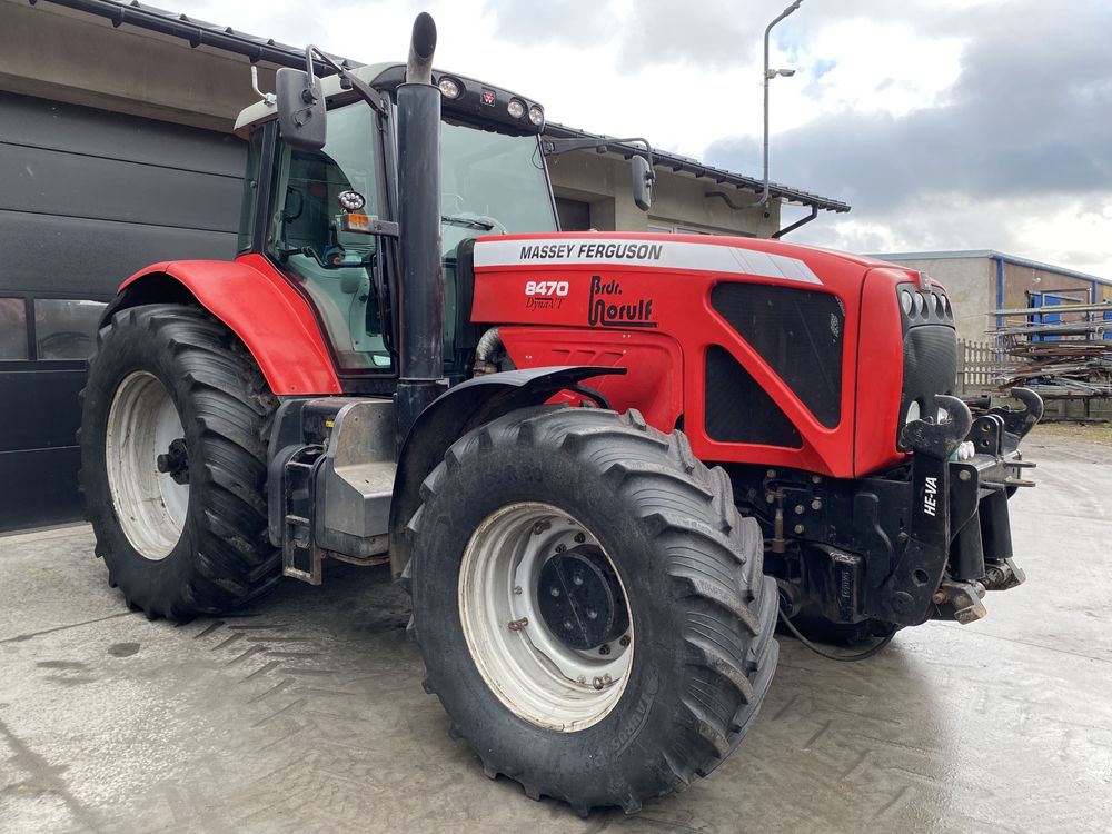 Ciagnik MASSEY FERGUSON 8470 DynaVT - 270KM - Vario MF