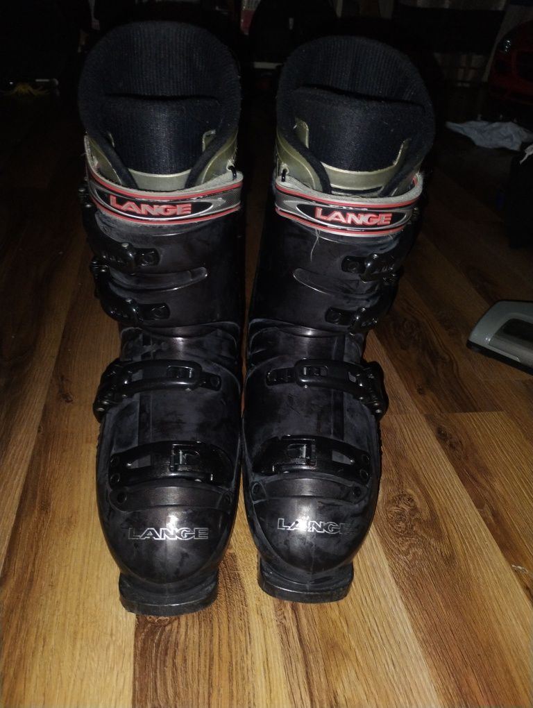Sprzedam buty narciarskie