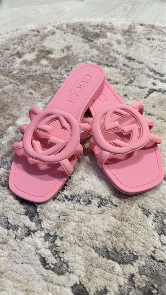 Шлепки, тапки пляжные Gucci Гуччи