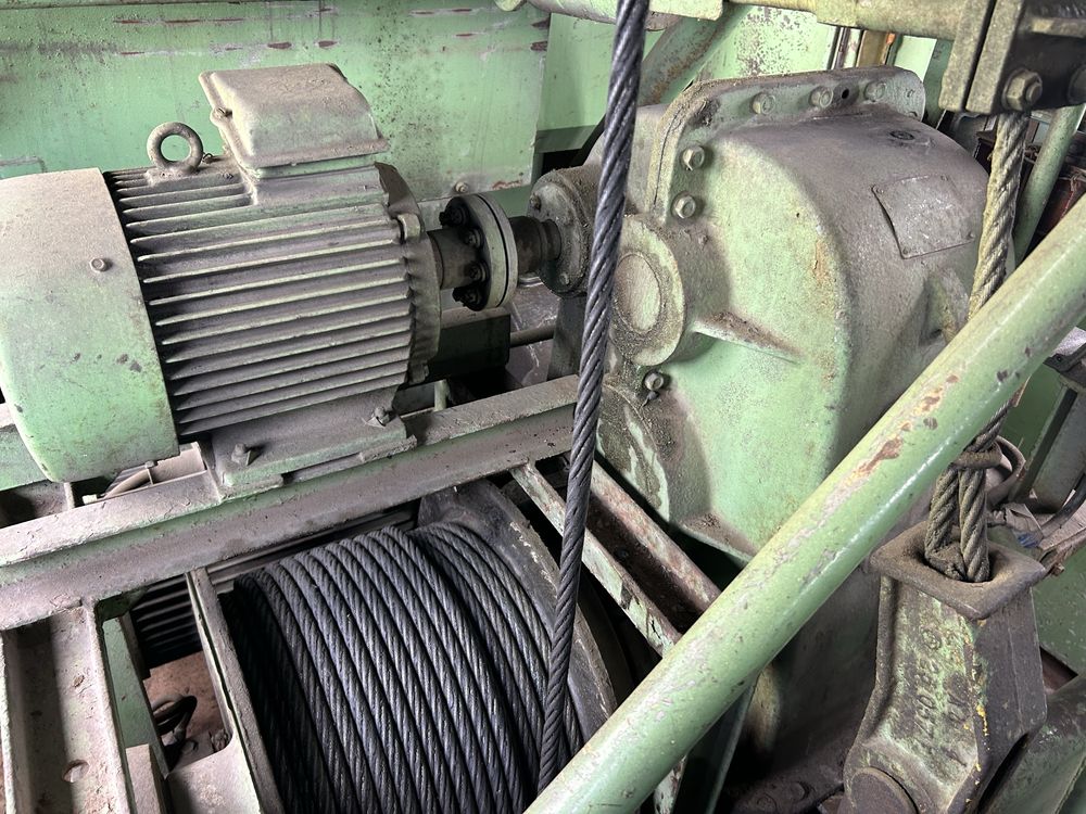 Кран РДК-250 (РДК-280), 28 т, стріла 22,5 м, гусьок 5 м
