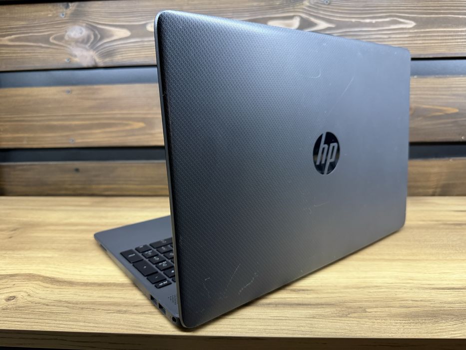 HP 255 G8 15,6” FHD IPS Ryzen5-5500u/16GB DDR4/256Gb M2/4%