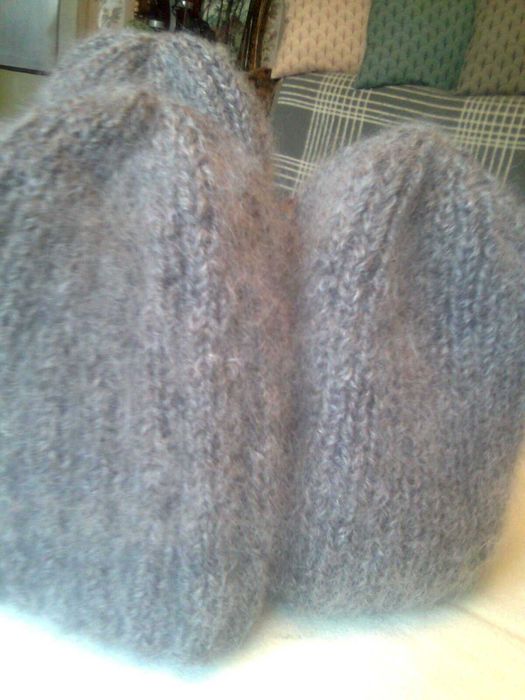 Czapka damska robiona na drutach-moher