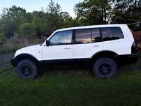 Mitsubishi Pajero 3.2 DID long 7os. off road, lift 2", opony 33 cale