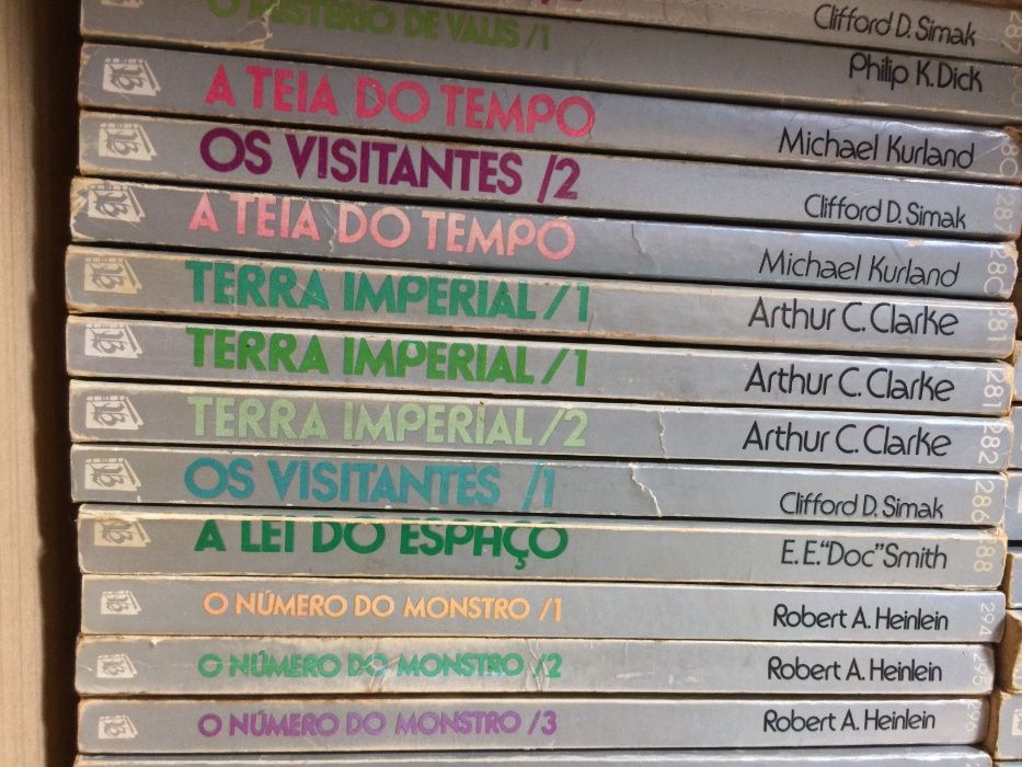 Argonauta, muitos livros da colecção, ofereço portes