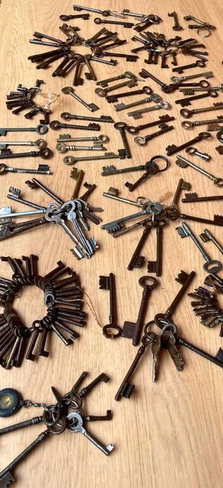 Chaves antigas 215 unidades vendo em separado