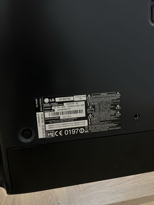 LG 42LB670V ……..