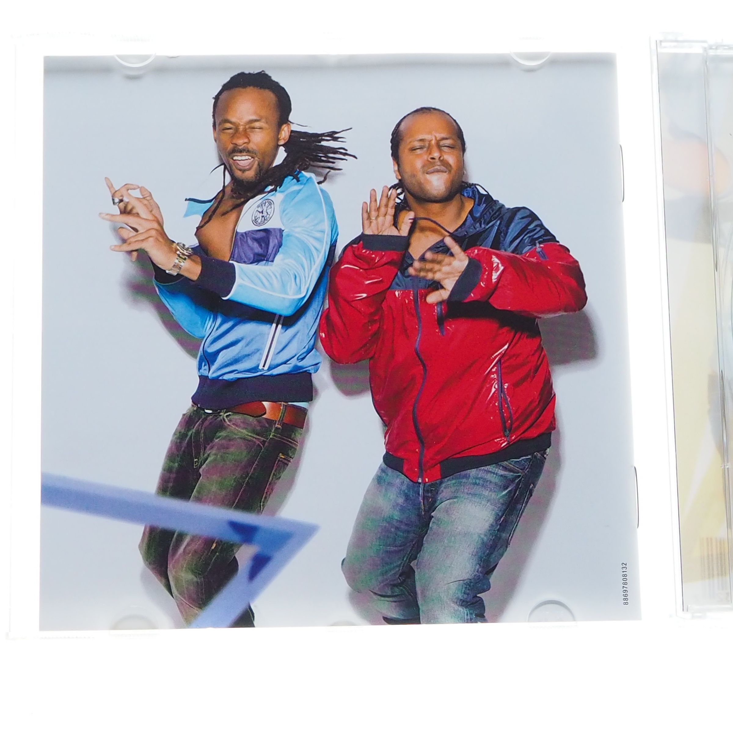 Madcon – Contraband