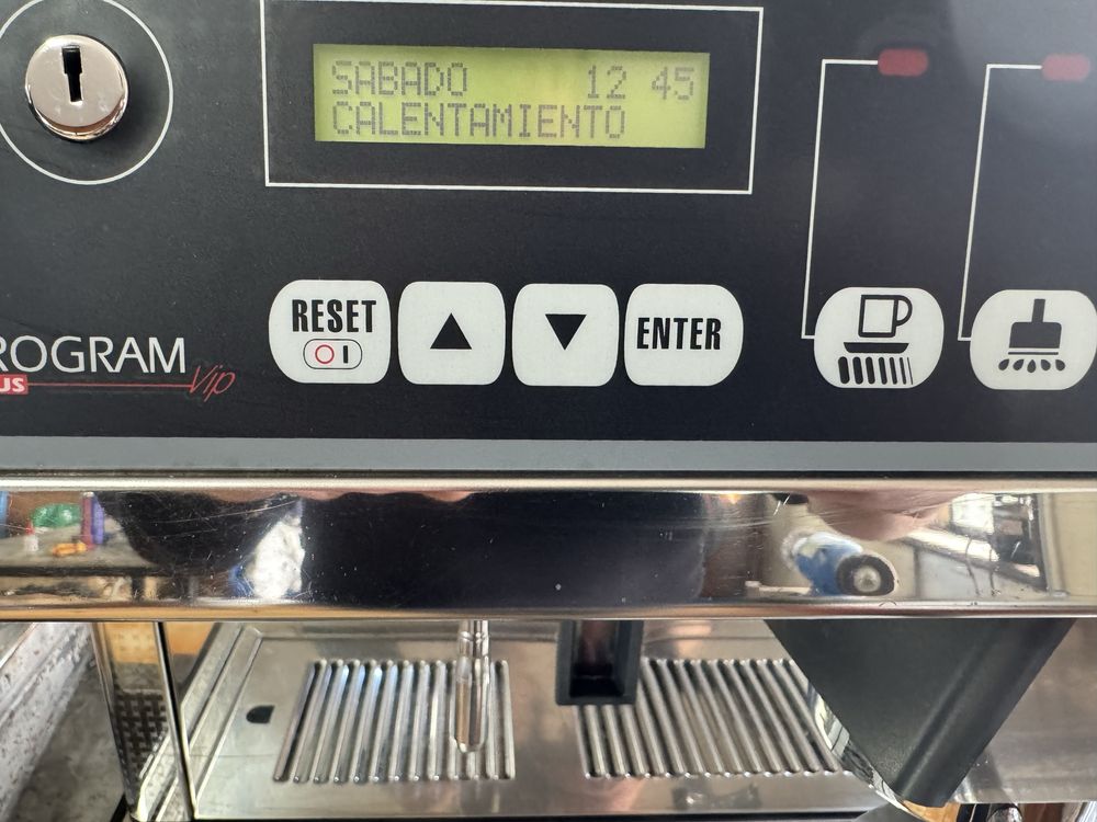 Maquina café industrial NOVA SIMONELI 2 grupos