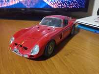 Ferrari 250 GTO.