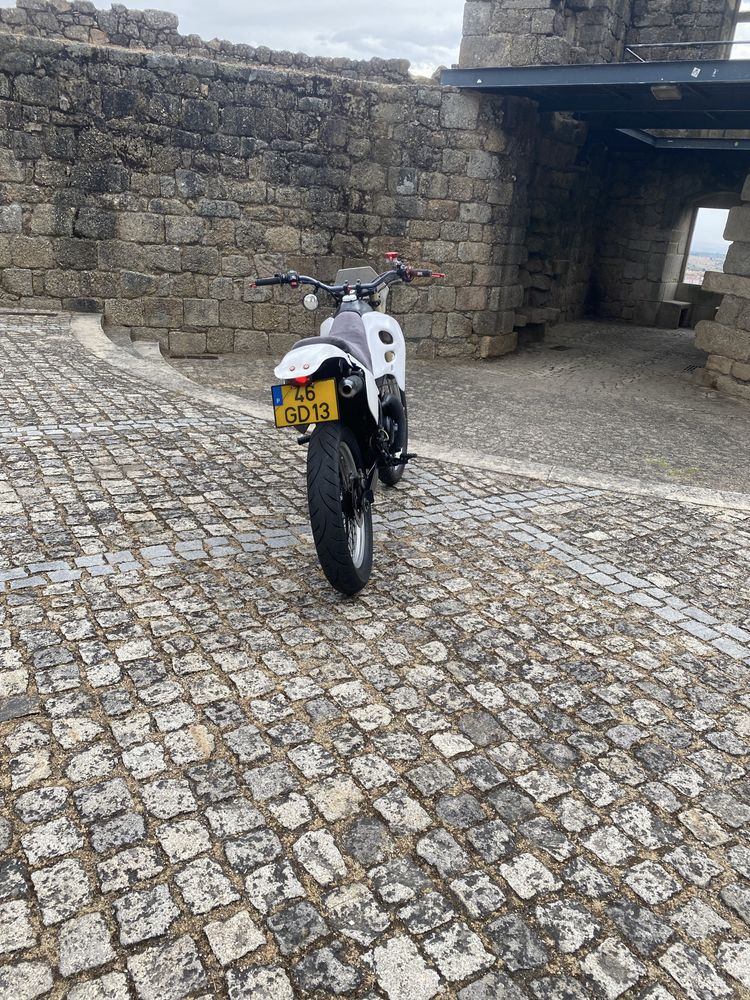 Susuki RMX 50 Supermothard