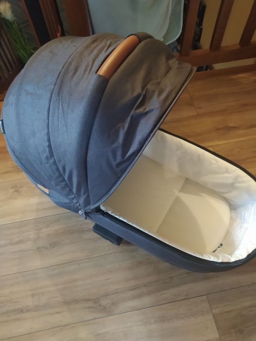 Wózek dziecięcy z gondolą Kinder Kraft