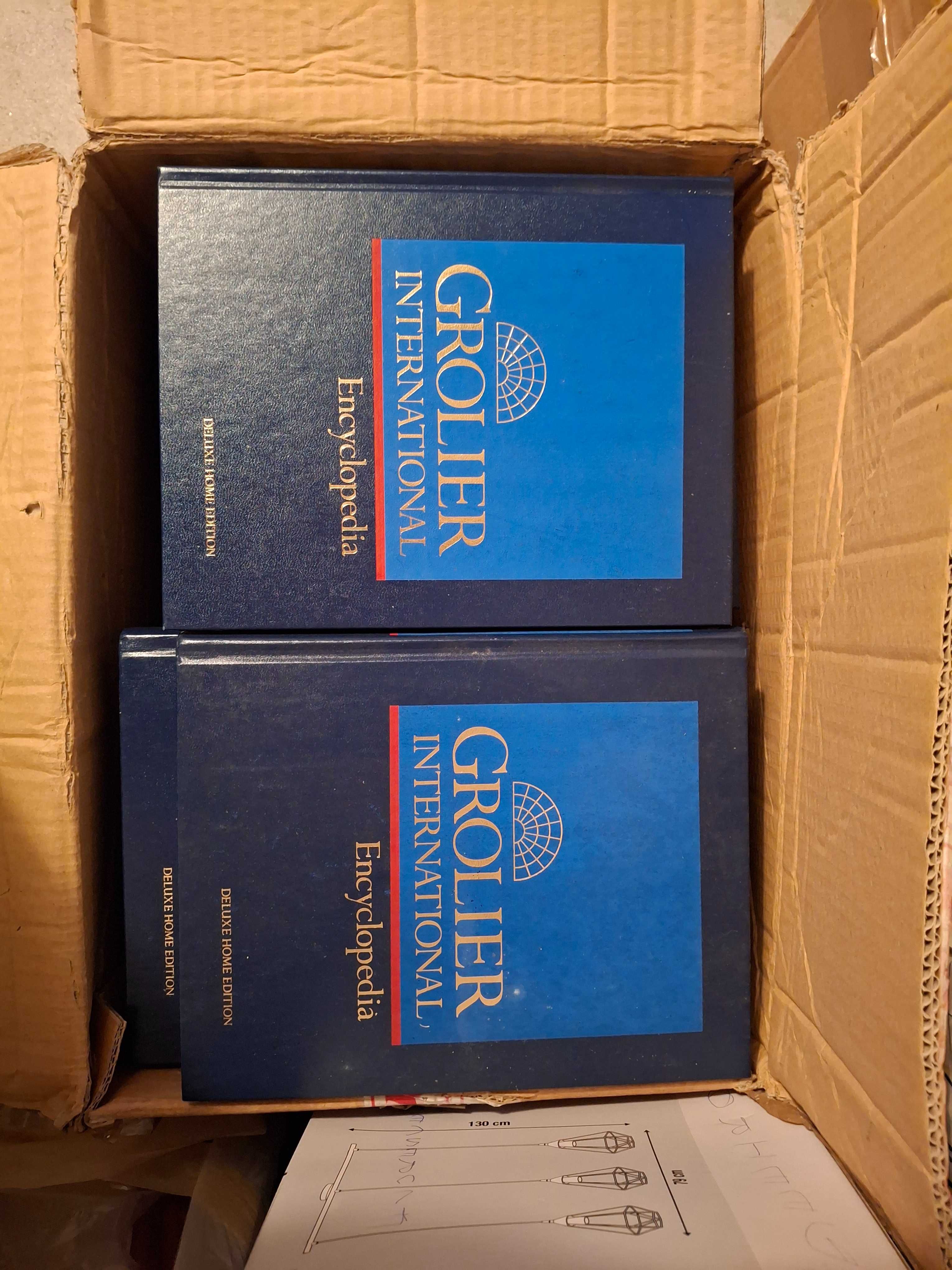 Enciclopedia Grolier e dicionarios Webster