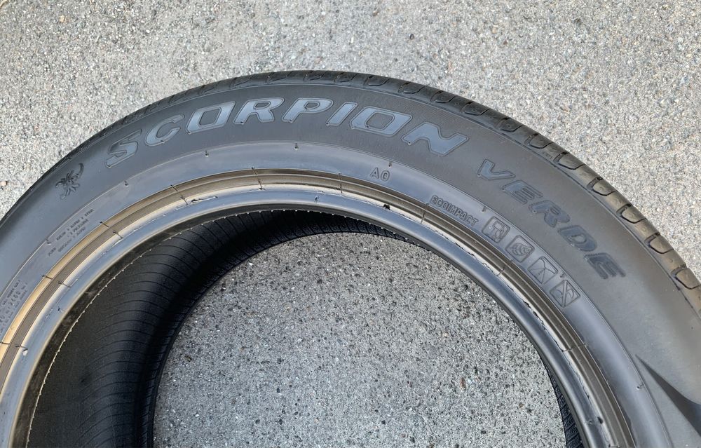 Шини Pirelli Scorpion Verde 285/45 R20.