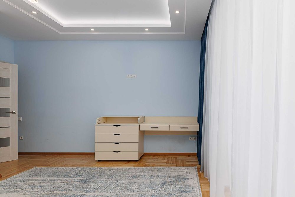 Продаж просторої 3 кім.квартири в новобудові по вул.Ясна, Брюховичі