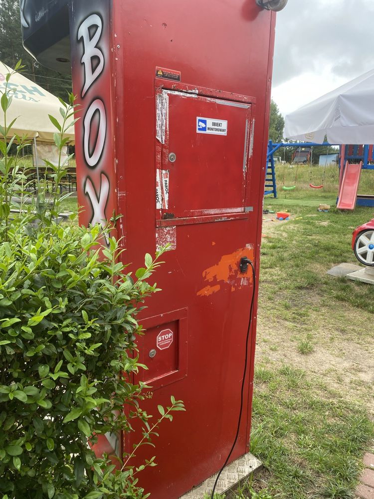 bokser automat zarobkowy