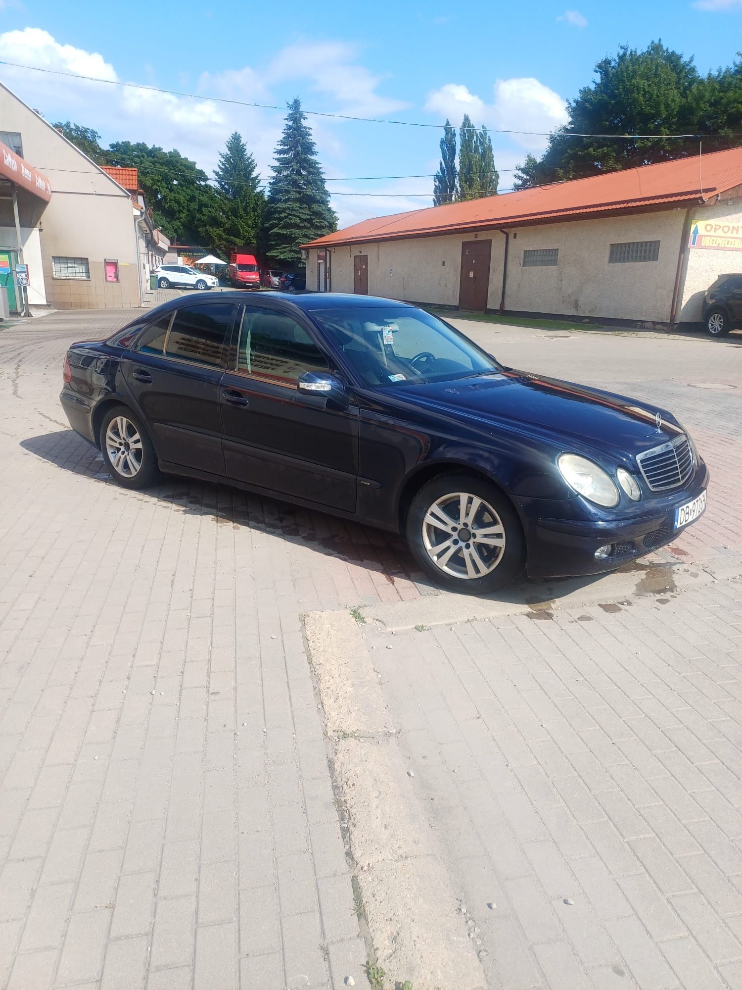 Mercedes  e 2700cdi automat
