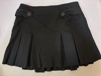 Elegancka czarna spódnica