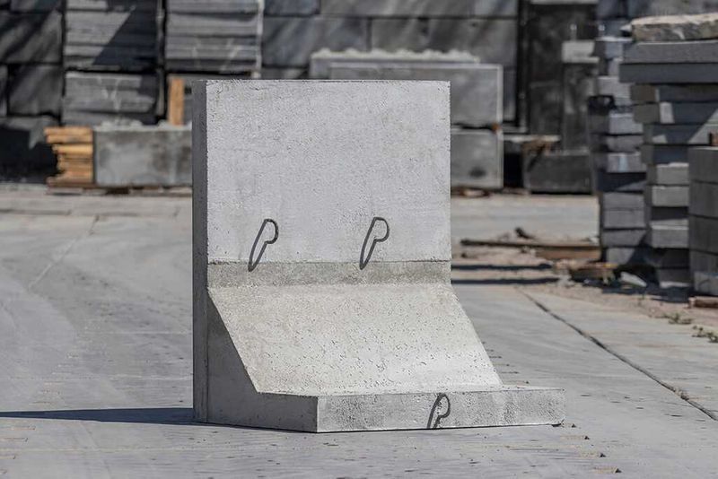 Bydgoszcz Mur betonowy oporowy l prefabrykowany Elki betonowe Ściana
