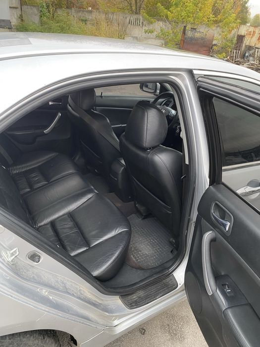 Продам Хонду Акорд VII