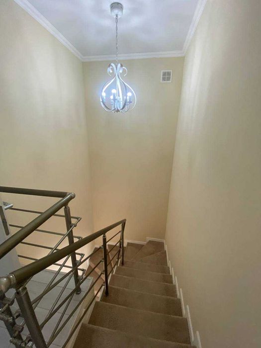 будинок  з зоною відпочинку та місцем двух авто по ціні квартири!!!