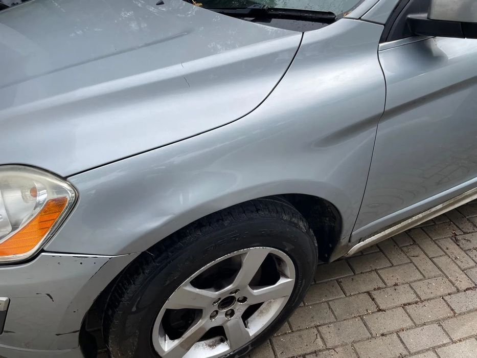 blotnik przedni przod lewy 477 volvo xc60 09-17