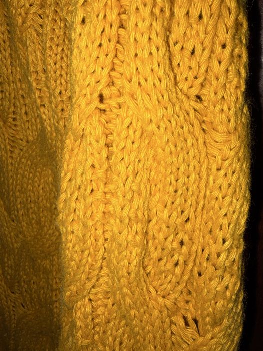 Вʼязаний светр..