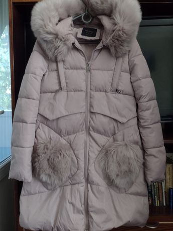 Продам зимнюю куртку на подростка 40р
