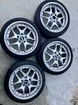 Koła RH 5x114,3 R17 z oponami letnimi Taurus 215/40R17