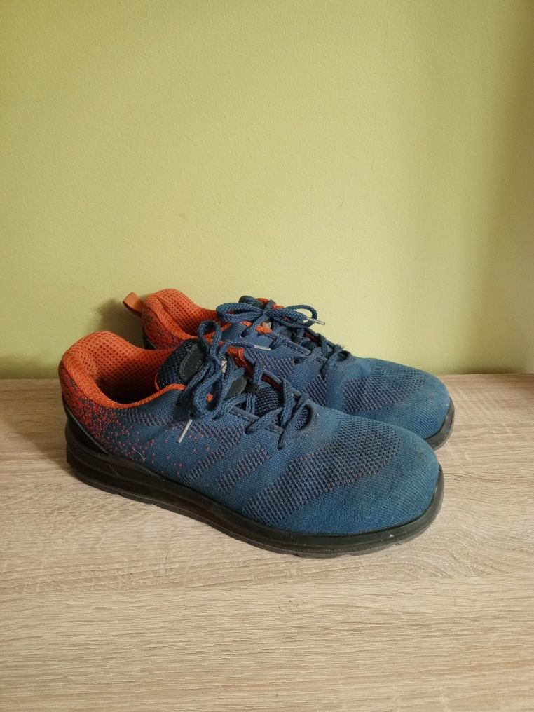 Buty męskie dla pracowników