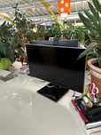 LG Monitor – 27” 4K UHD (model 27UD69-W, manufactured in 2017).