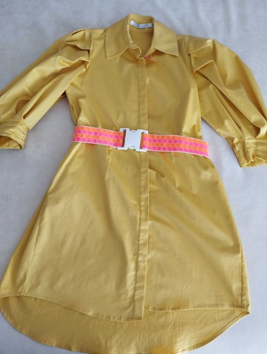 Vestido Swallow amarelo. Tamanho M. Como novo