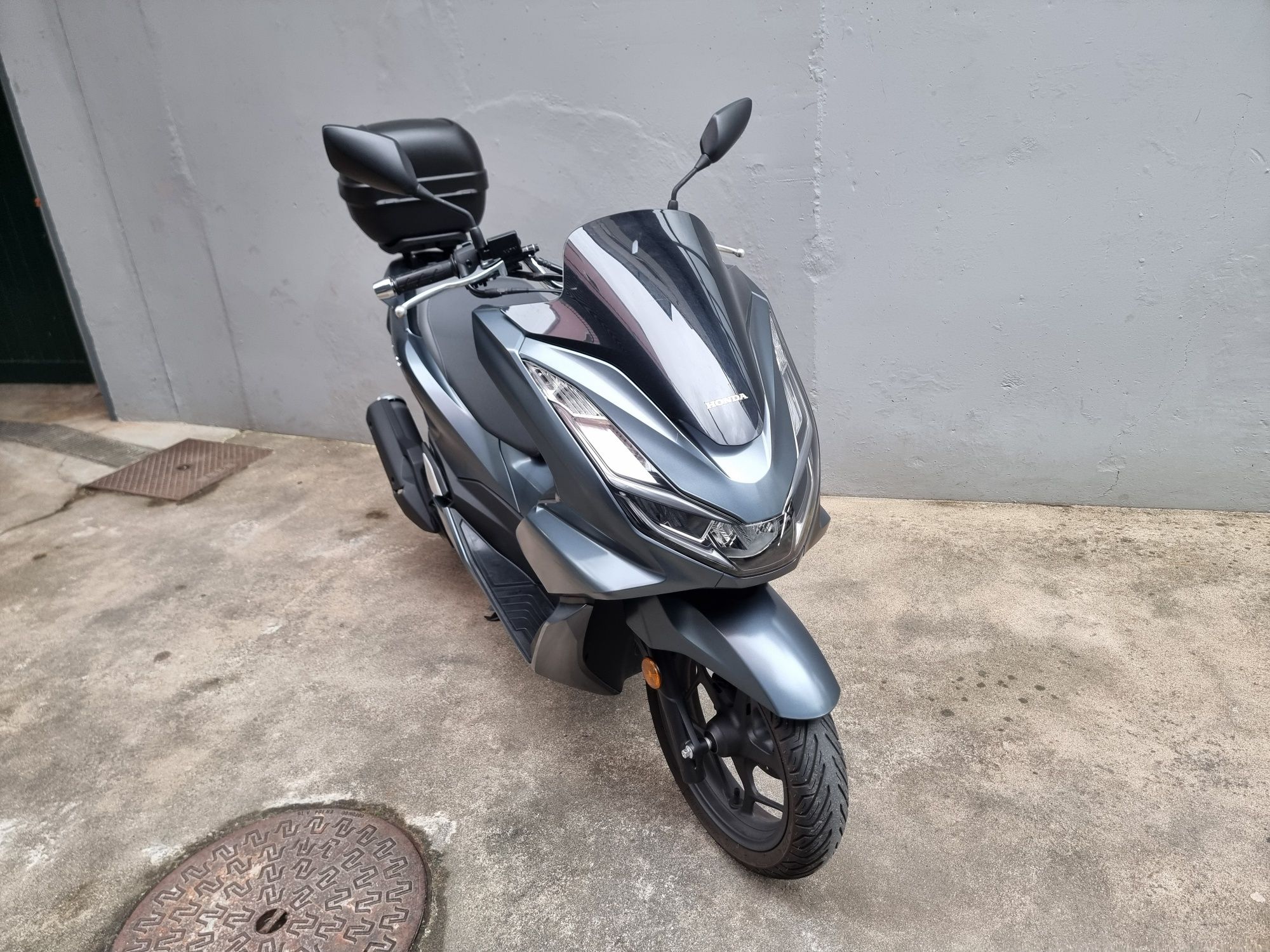 Honda PCX como nova