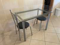 Conjunto mesa e cadeiras de cozinha