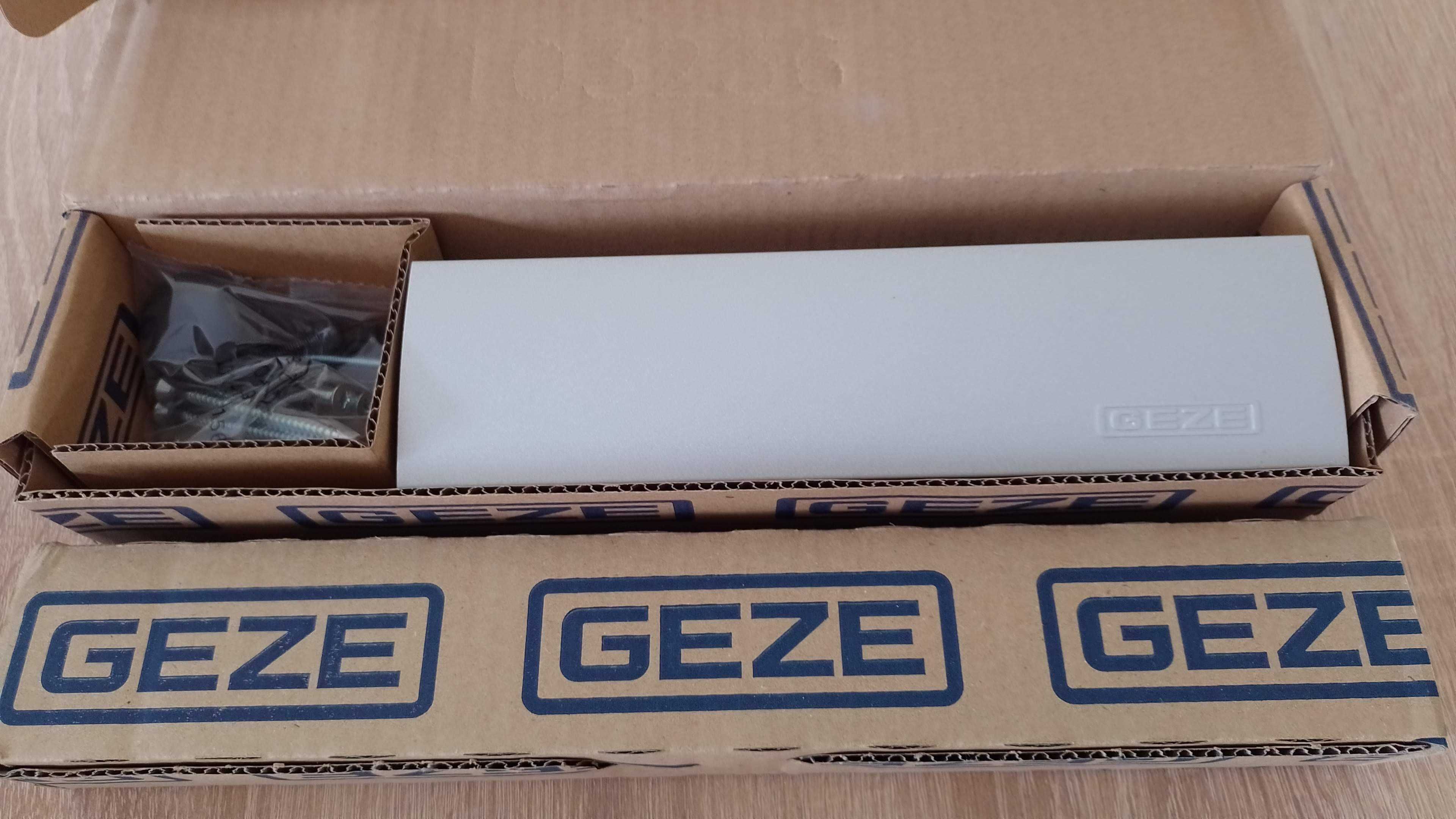 GEZE TS 2000 V BC samozamykacz z blokadą i regulacją siły zamykania.