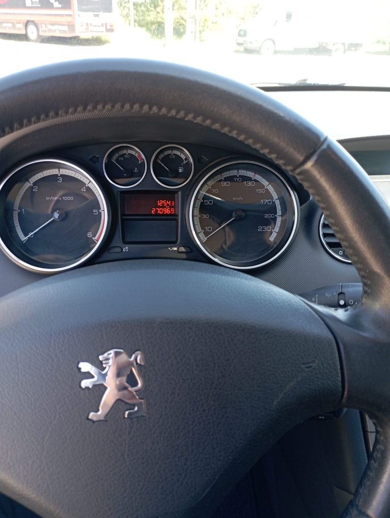 Peugeot 308 comercial 1.6 hdi 110cv