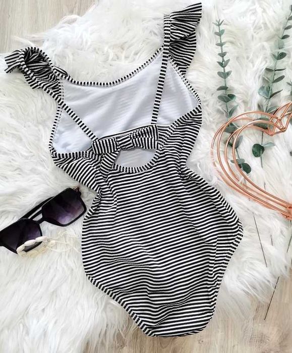 Strój kąpielowy jednoczęściowy z falbaną Primark 110cm 116cm 5-6 lat