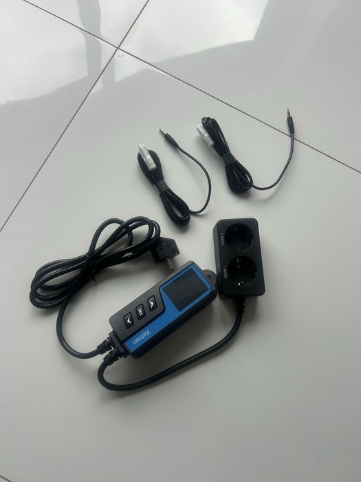 Regulator temperatury i wilgotności – Xetron STC-1000Pro TH