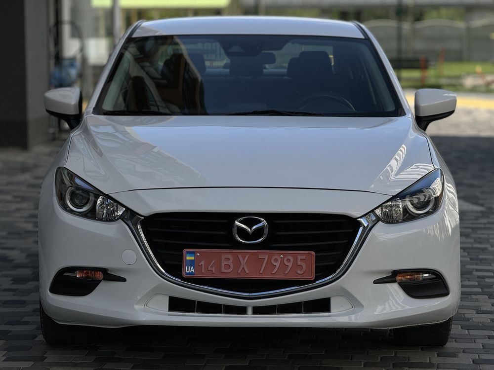 Mazda 3 2017 рік