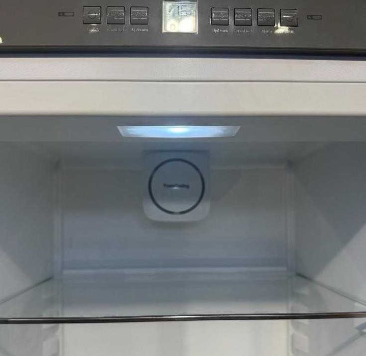 Холодильник Liebherr / Лібхер CNst 4813 / 201 см, NoFrost